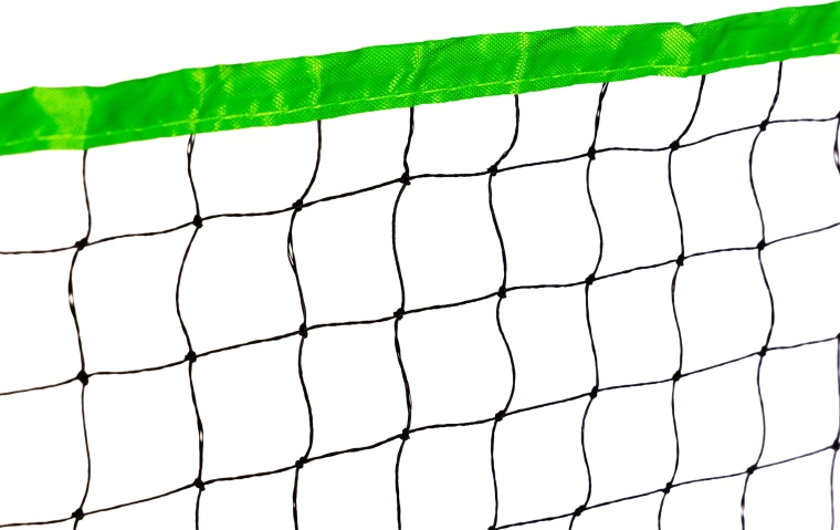 Reinforced net for proper tension