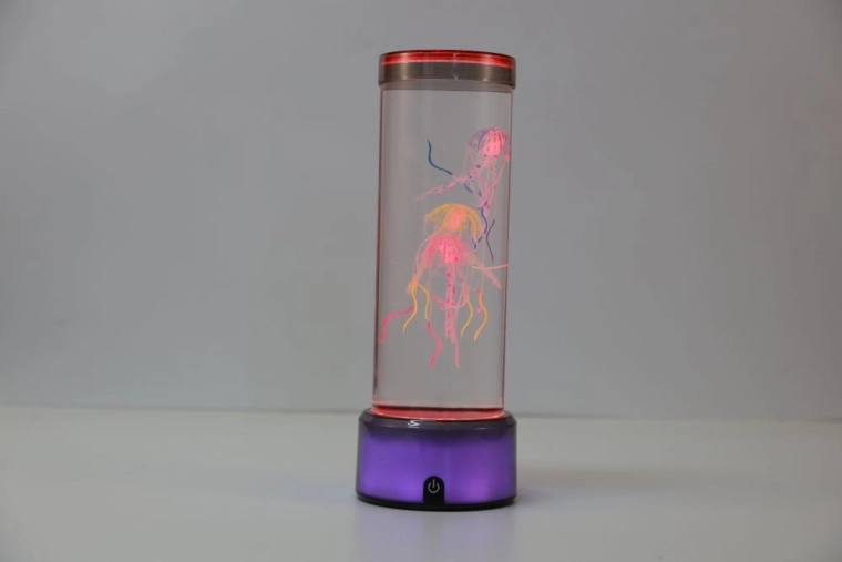 Värvimuutev lamp ujuvate meduusidega 33 cm