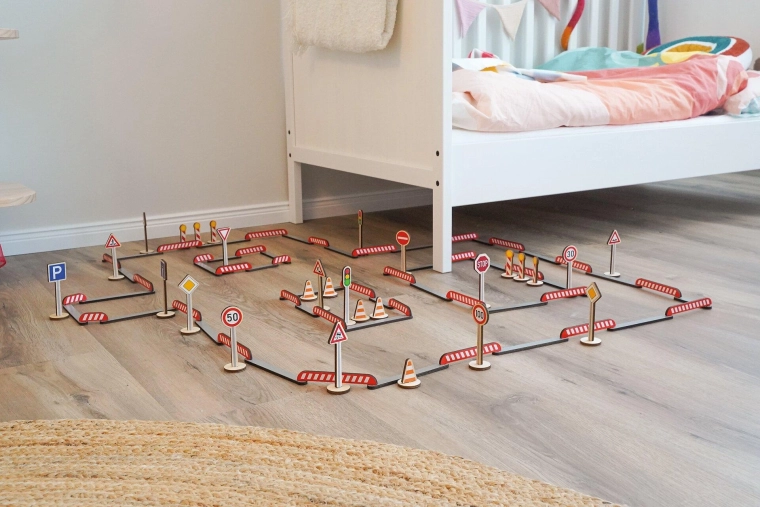 FlexiRoads puidust teede ehituskomplekt 135 osaga