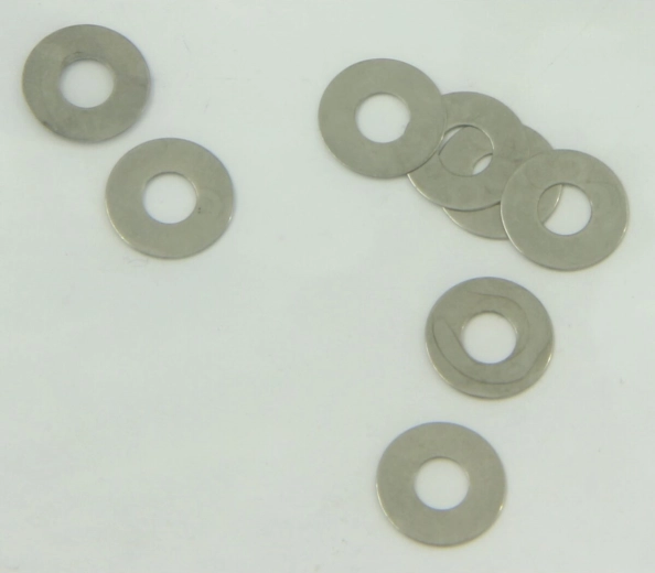 Distantspuksid 4 × 10 × 0,15 mm X3 (8 tk)