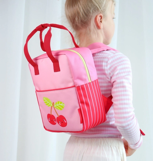 Smart pockets for everyday essentials
