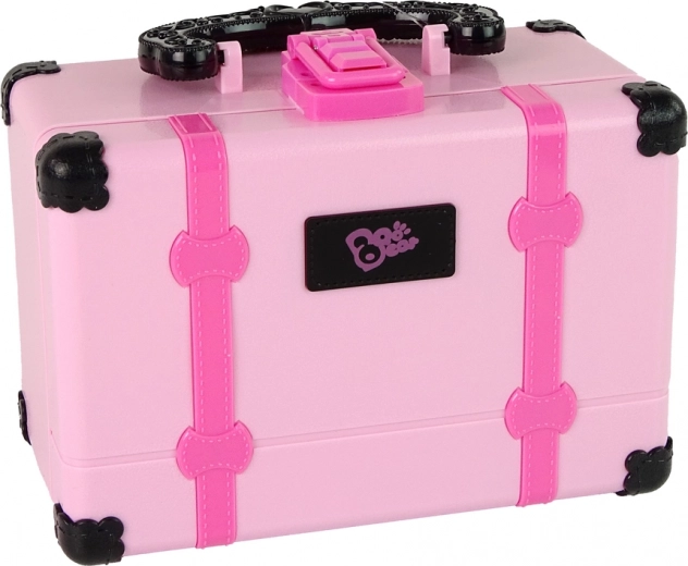 Kõik kenasti ülevaatlikult roosas kohvrikeses peegliga