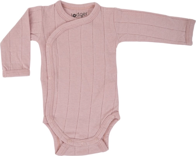 Hydrophilic cotton pleasant to the touch
