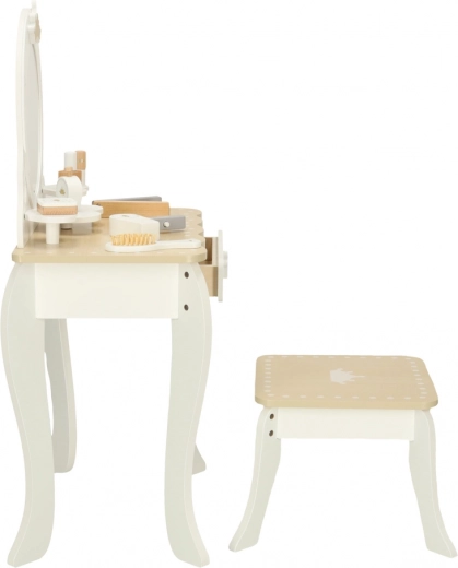 Ohutu puidust teostus mittetoksiliste värvidega