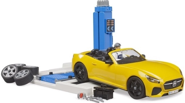 Detailne roadster ja realistlik mäng