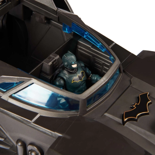 Batman Figurine with Fabric Cape