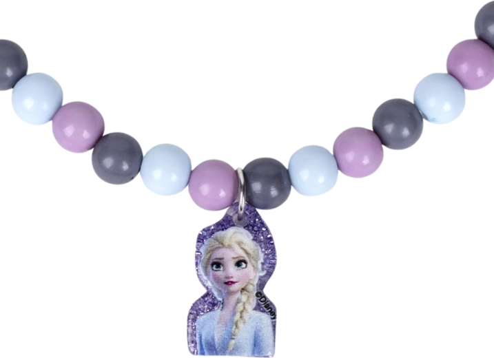 Beaded necklace with a pendant