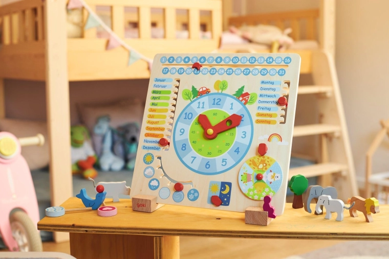 Puidust aastakalender ilma näidikuga 30 × 30 cm – 1 tk