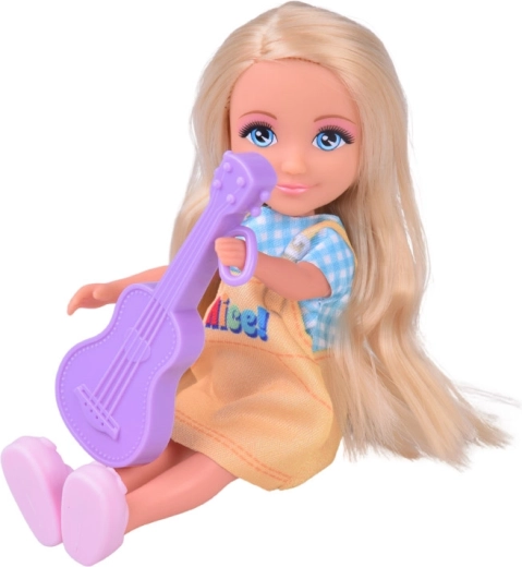 Brushable blonde hair