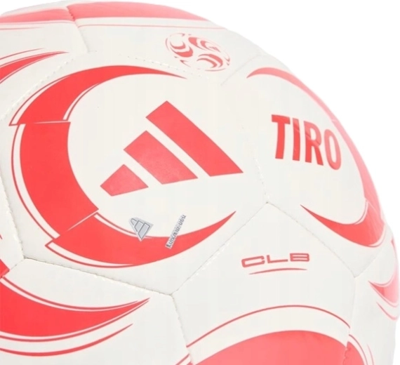Tõestatud Adidas Tiro välimus