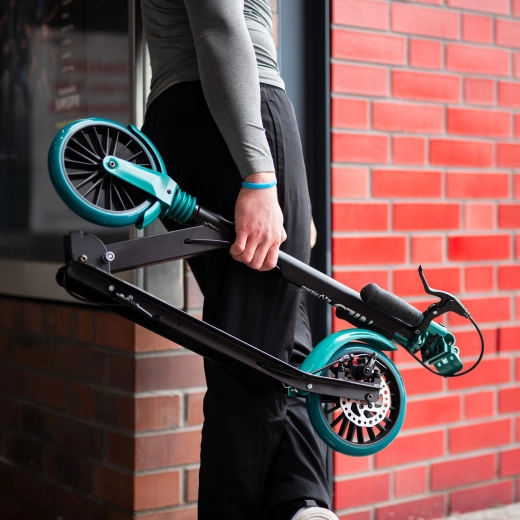 Safe stopping with disc brake
