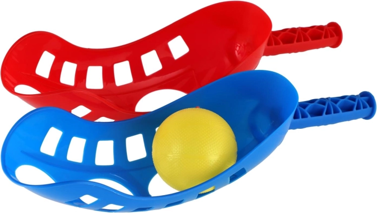 Lightweight catch baskets for easy throwing and catching