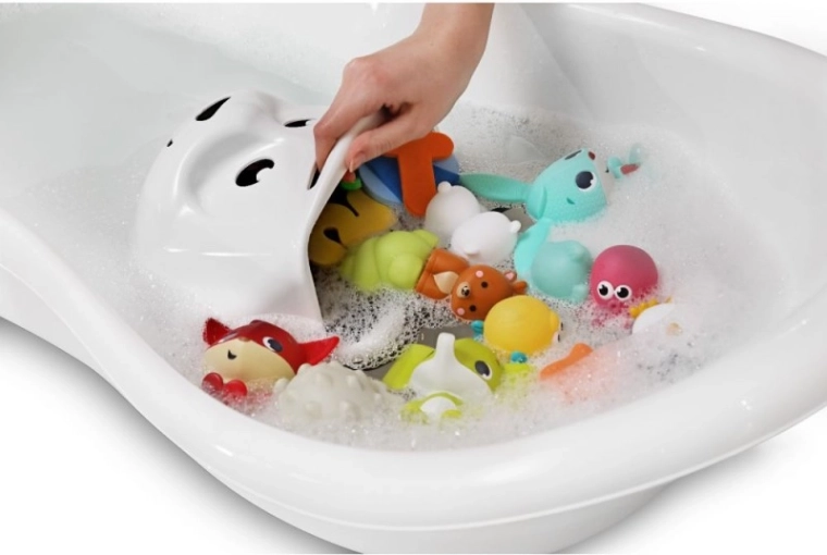 Fun and order during bath time