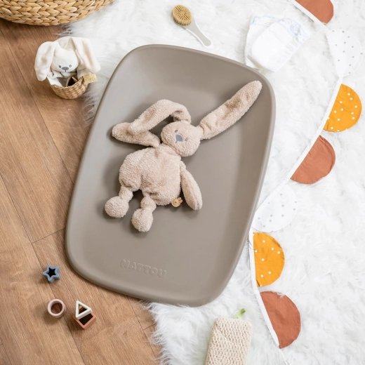 Easy cleaning and hygienic surface