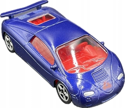 Sporty design with a rear spoiler