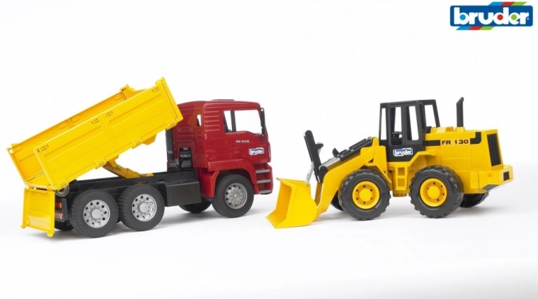 Bruder MAN kallurauto ja esilaadur FR130