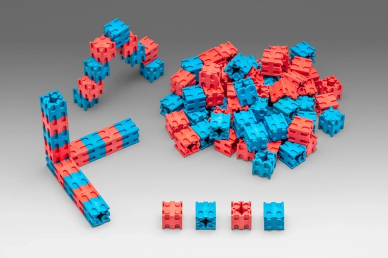 Wissner connecting educational cubes red and blue 100 pcs