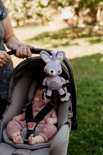 Lihtne kinnitada kuhu iganes