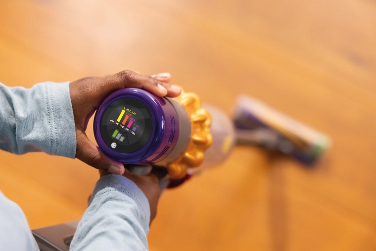 Dyson-inspired look (display imitation)
