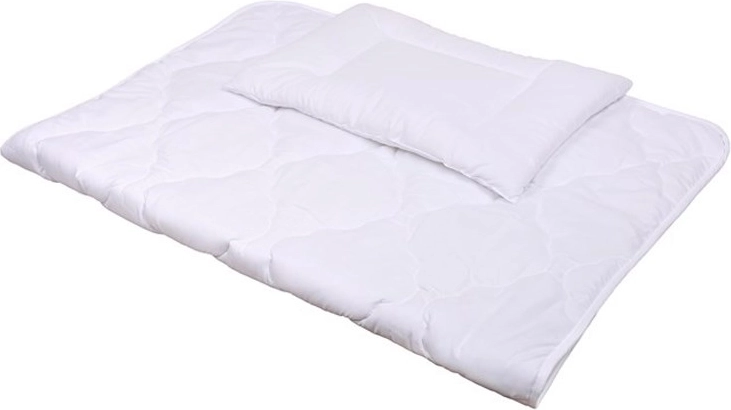 Comfortable quilt and pillow with quilting