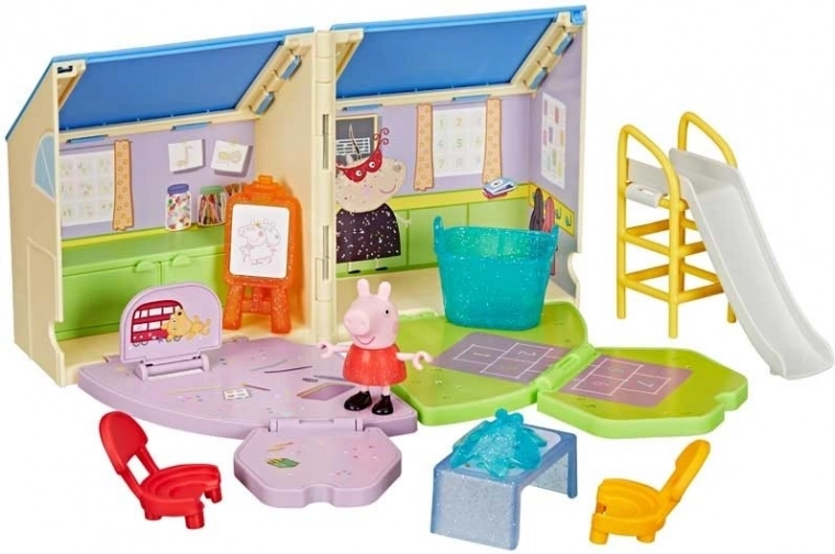Peppa Pig Preschool – fold-out playset HASBRO