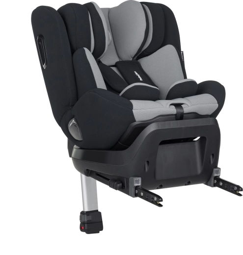 ISOFIX ja tugijalg stabiilseks paigalduseks