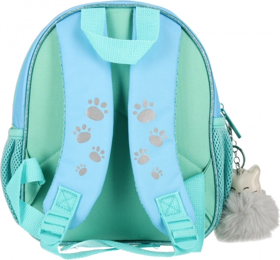 Comfortable and adjustable straps