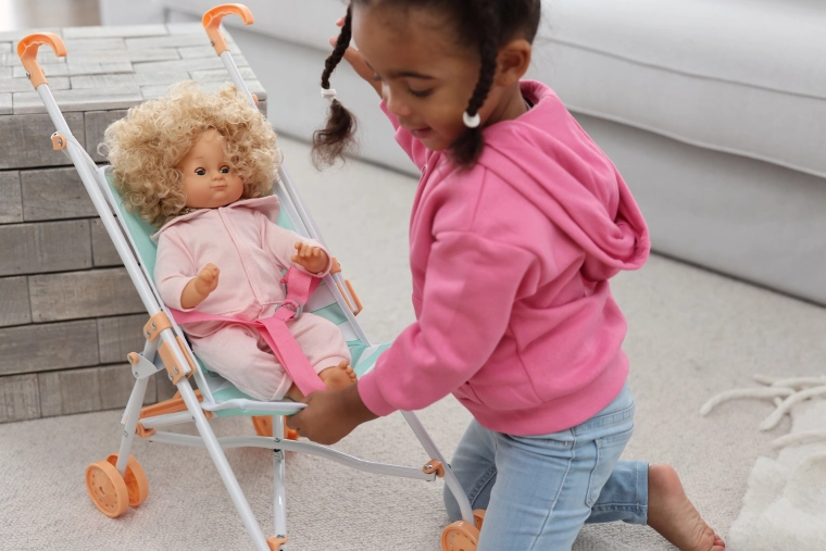 Safe seating for the doll