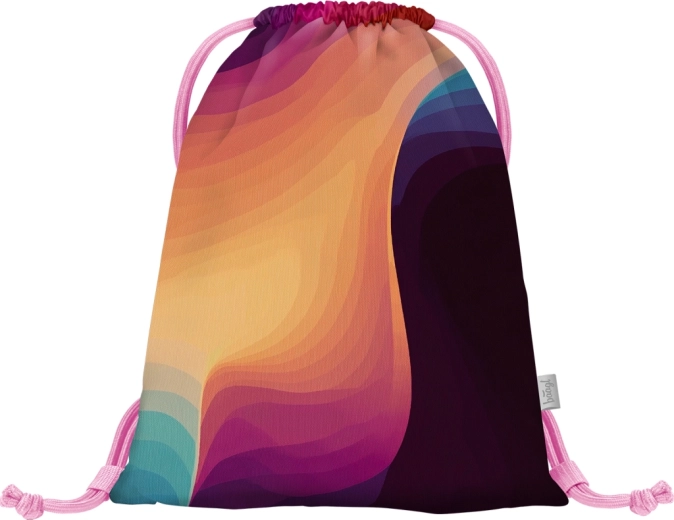 Lightweight bag with comfortable back carry