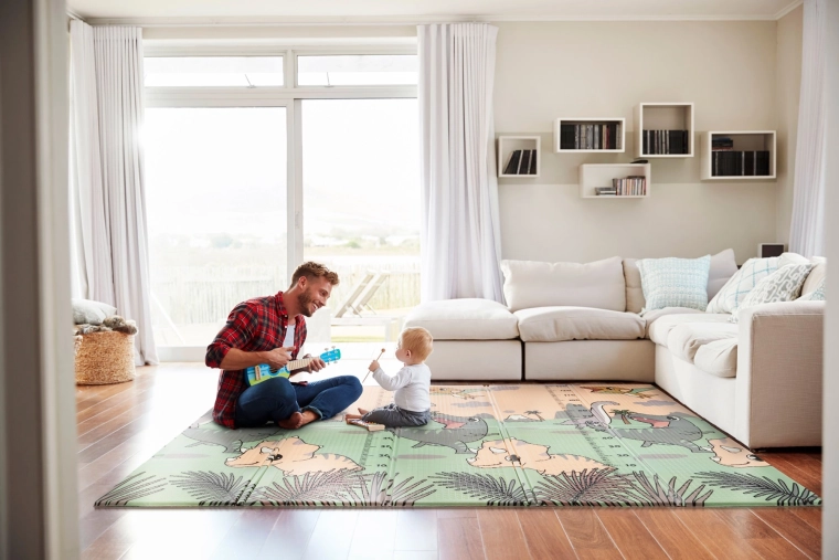 Avar mängupind koju ja elutuppa