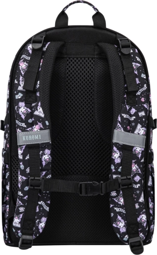 Comfortable back panel and adjustable straps