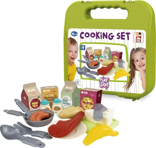 Chicos Play & Go kitchen suitcase for little chefs