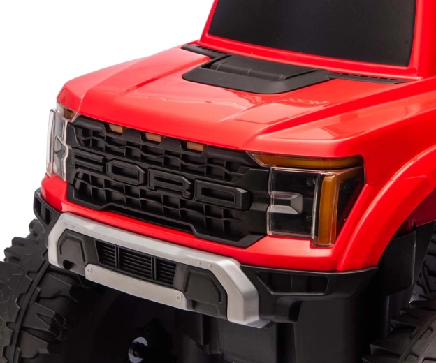 Realistlik Ford F-150 Raptor disain ja LED-tuled