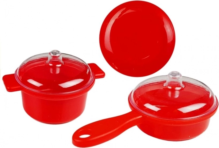 Complete cookware set for little chefs