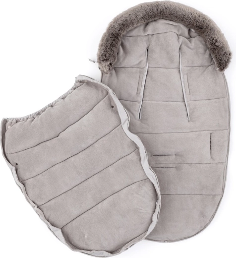 4-in-1 use from carrycot to stroller seat
