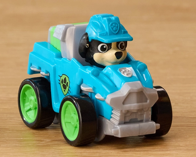 Rex Pup Squad Racer sõiduk töötavate ratastega