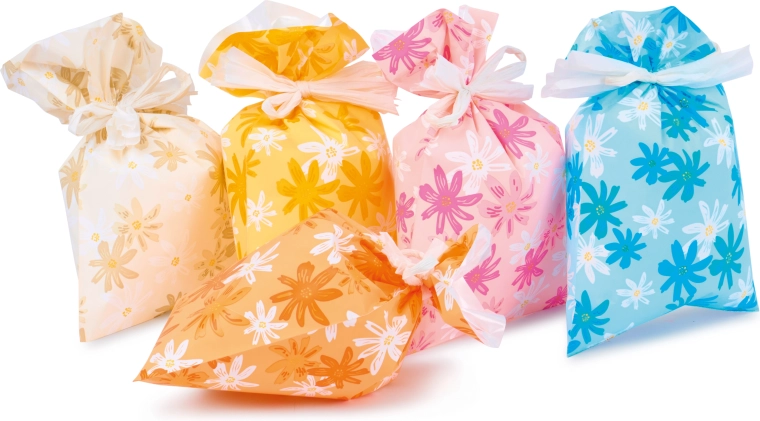 Cellophane bag 16 × 25 cm with floral motif