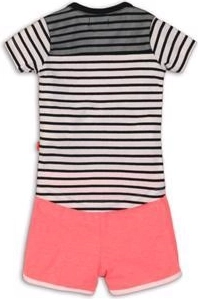 A complete outfit in no time