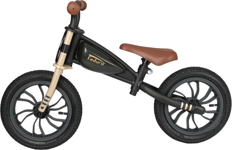 A motorcycle look kids love