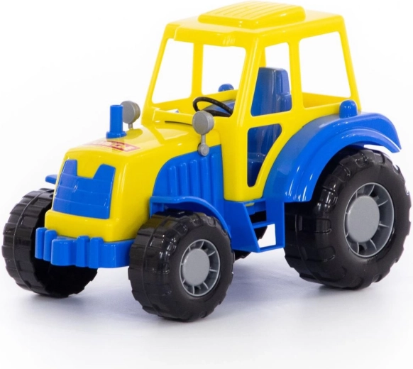 Large treaded wheels for easy movement