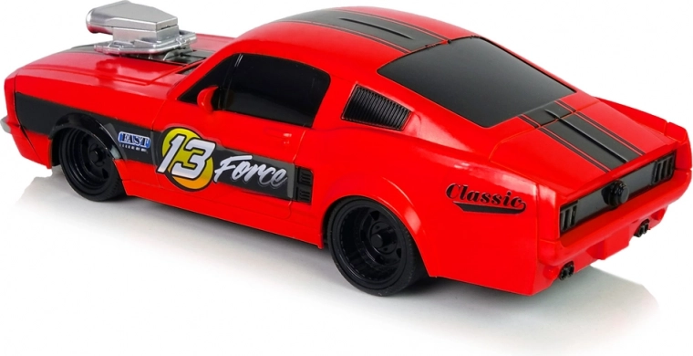 Muscle car’i sportlik disain