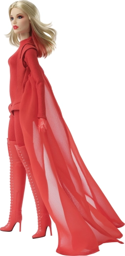 Ikooniline punane rõivastus koos mantliga