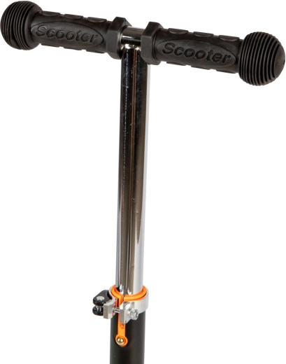 Foldable design and 3-level adjustable handlebars