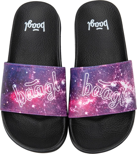 Lightweight slippers for comfortable wear