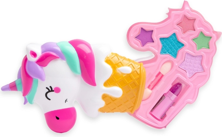 Everything for kids’ makeup in one set