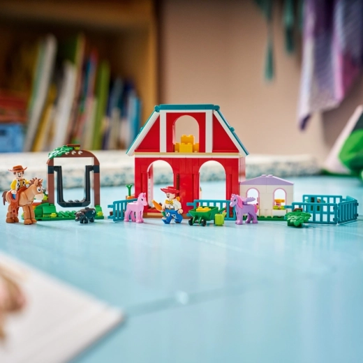 6 LEGO Disney ja Pixari tegelast kohe mängimiseks