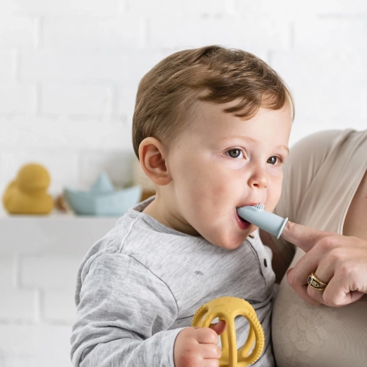 Double-sided design for teething relief