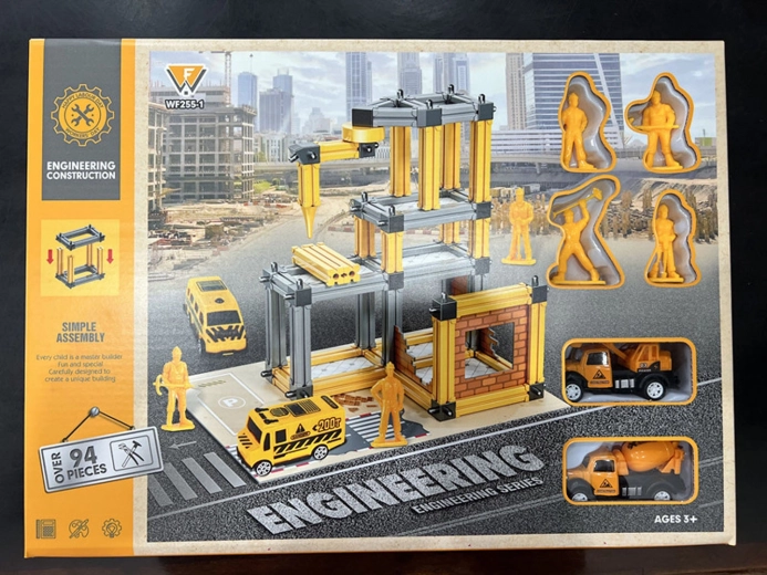 Construction Set: Garage and Building Site with Accessories and Figures