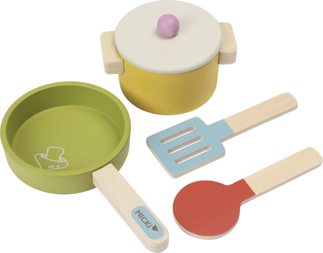 Everything for pretend cooking in one set