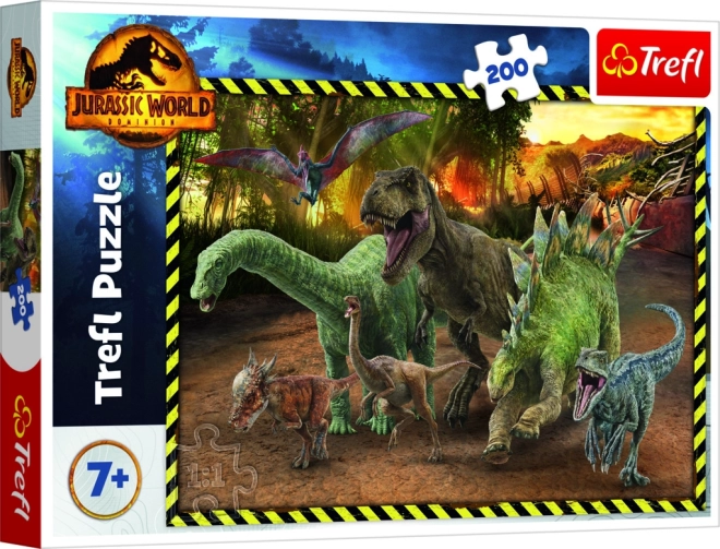 200-Piece Puzzle – Dinosaurs from JURASSIC WORLD